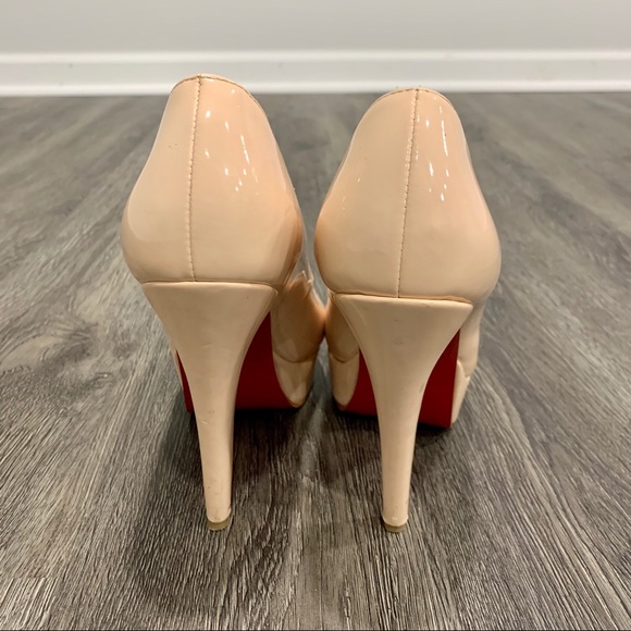 Christian Louboutin Peep Toe Cream stiletto heels - Picture 3 of 8